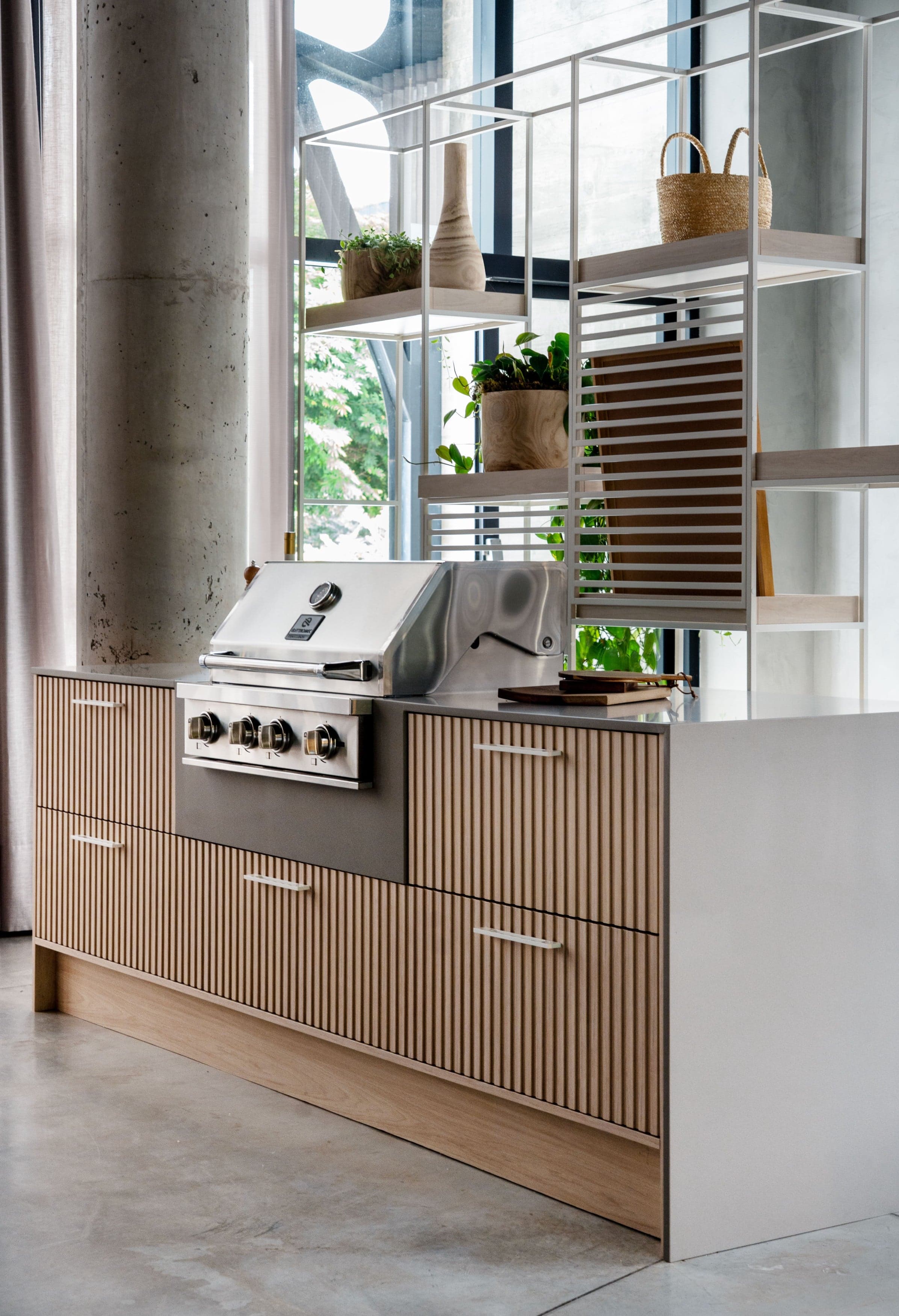 Detalhe de marcenaria e acabamento — móveis planejados.